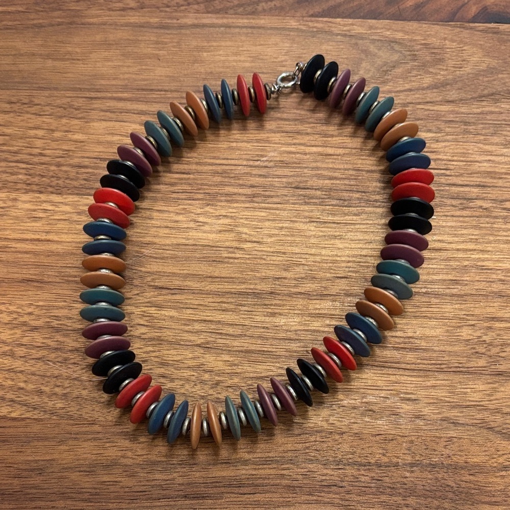 Colorful Beaded Necklace with Mixed Hues